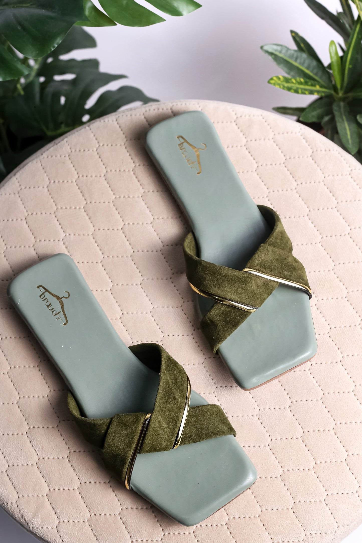 Brauch Women Olive Suede Cross Flats