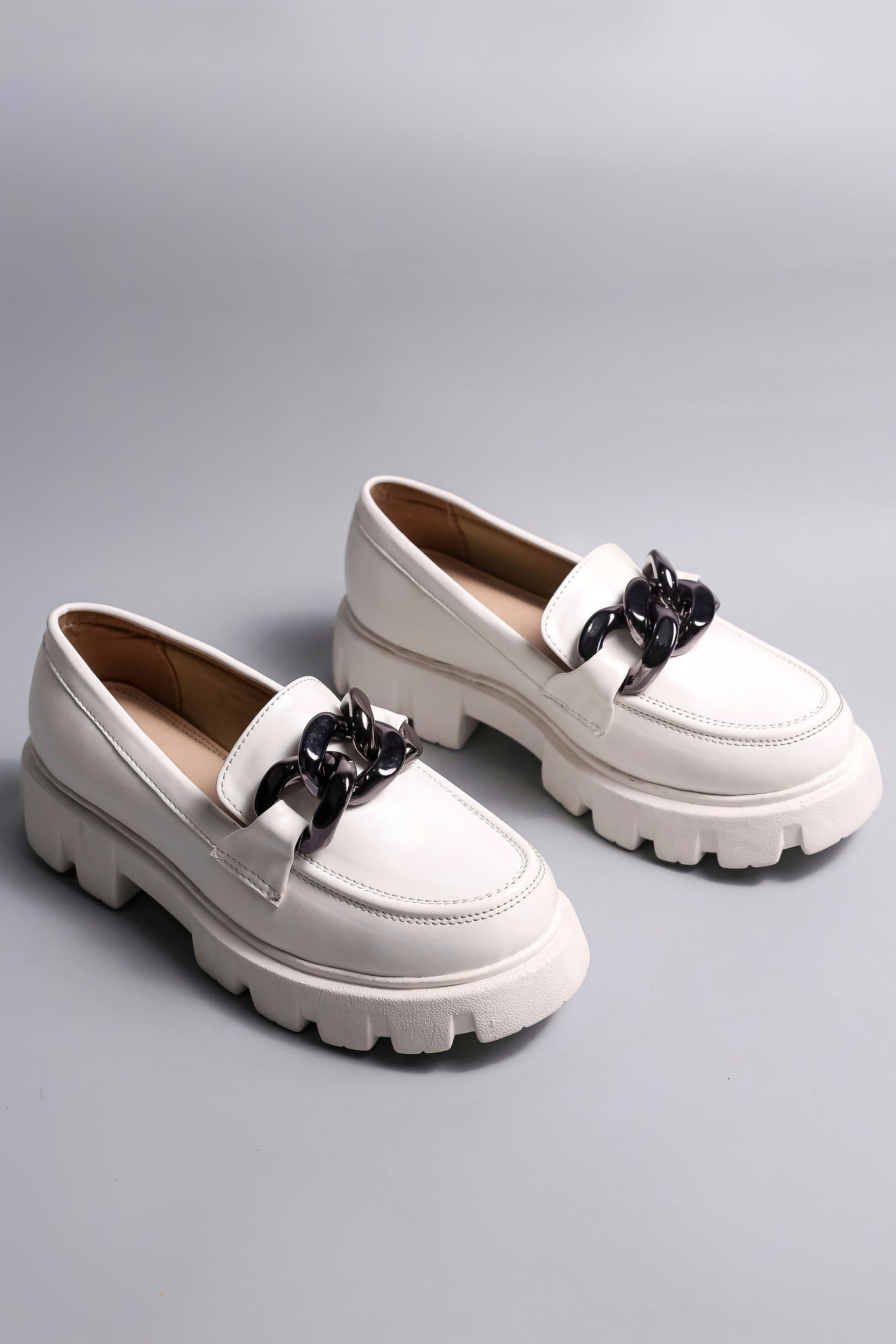 Brauch White Solid Embellished Loafer Shoe