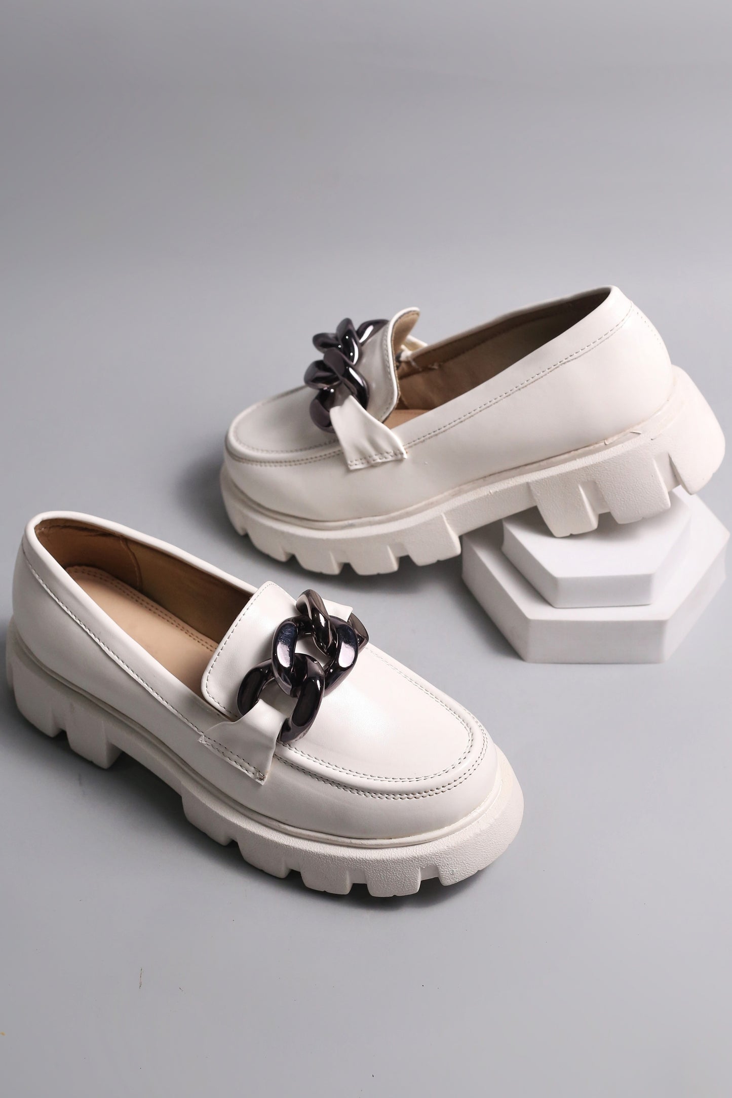 Brauch White Solid Embellished Loafer Shoe