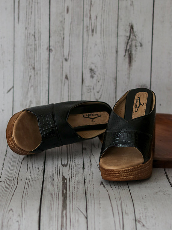 Brauch Black Stylish High Platform Heel