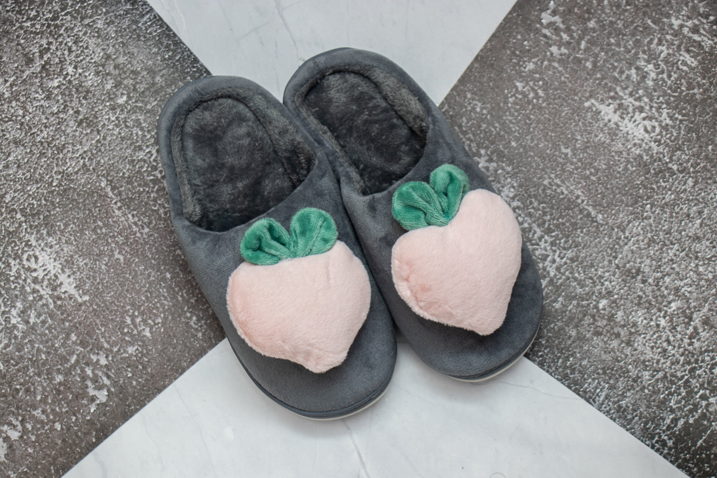 Brauch Women's Grey Fur Heart Apple Winter Slippers