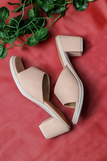 Brauch Women's Nude Patterned Heels