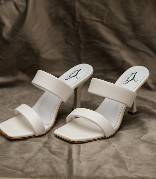 Brauch Women White Solid Stiletto Heel