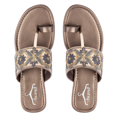 Brauch Women's Grey Embroidered Floral Flats