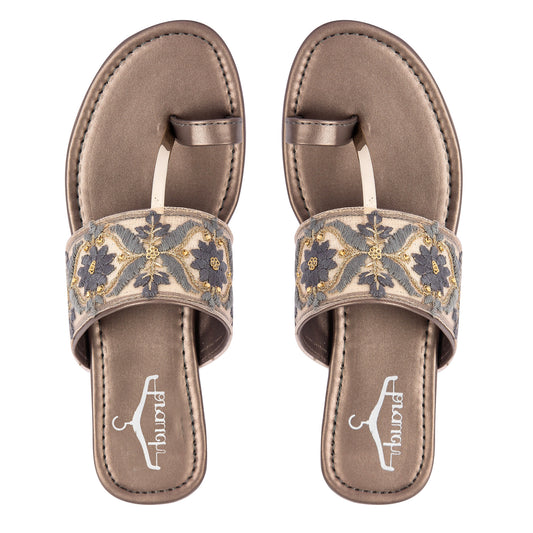 Brauch Women's Grey Embroidered Floral Flats