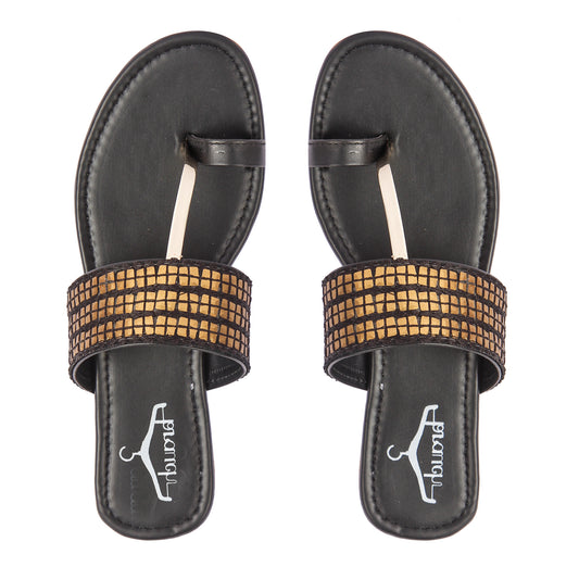 Brauch Women's Black Thumb Square Flats